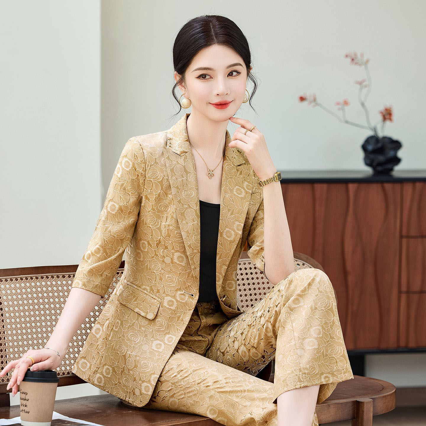 Fashion Apricot Half Sleeve Pr - огляд і ціна Women'S Formal Wear Suits